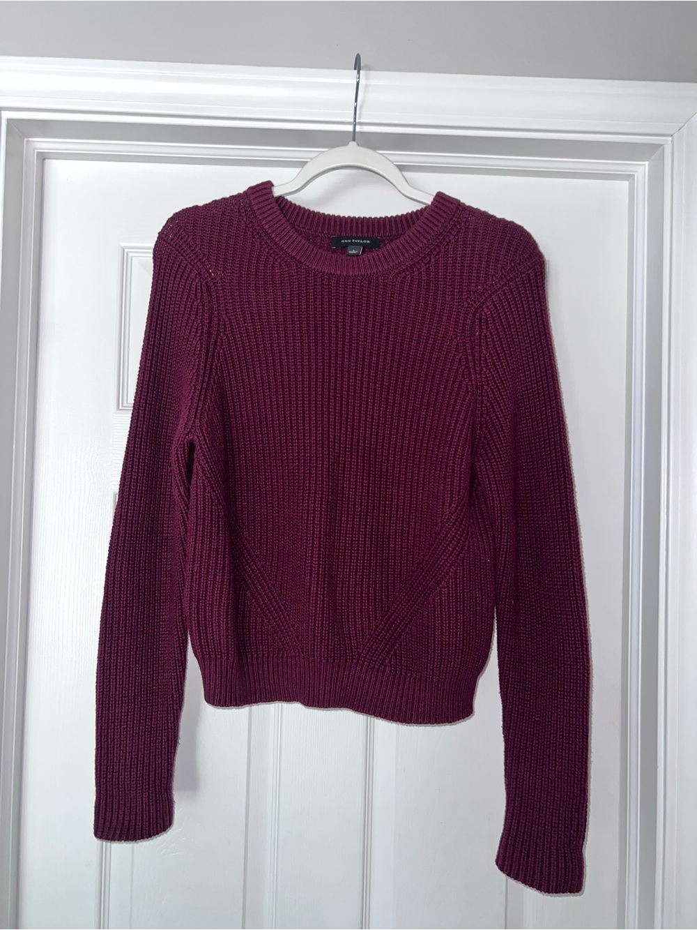 Ann Taylor - Burgundy - Crewneck Sweater - Cropped